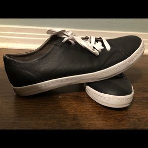 Cole Haan Black Tennis Sneaker - Sz 10.5